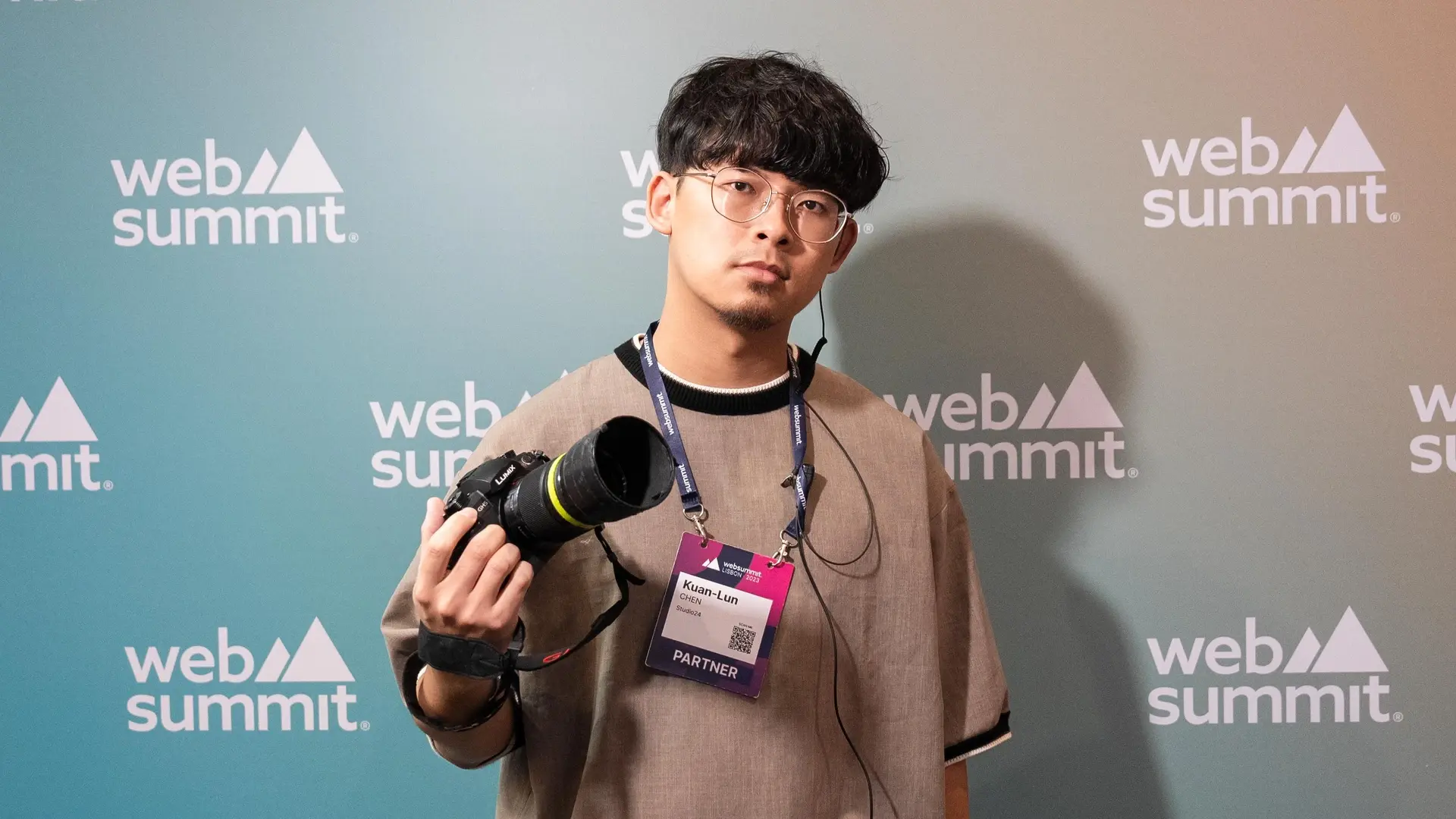 Studio24貳肆影像共同創辦人陳冠綸 2023 Web Summit活動攝影師現場執行 
